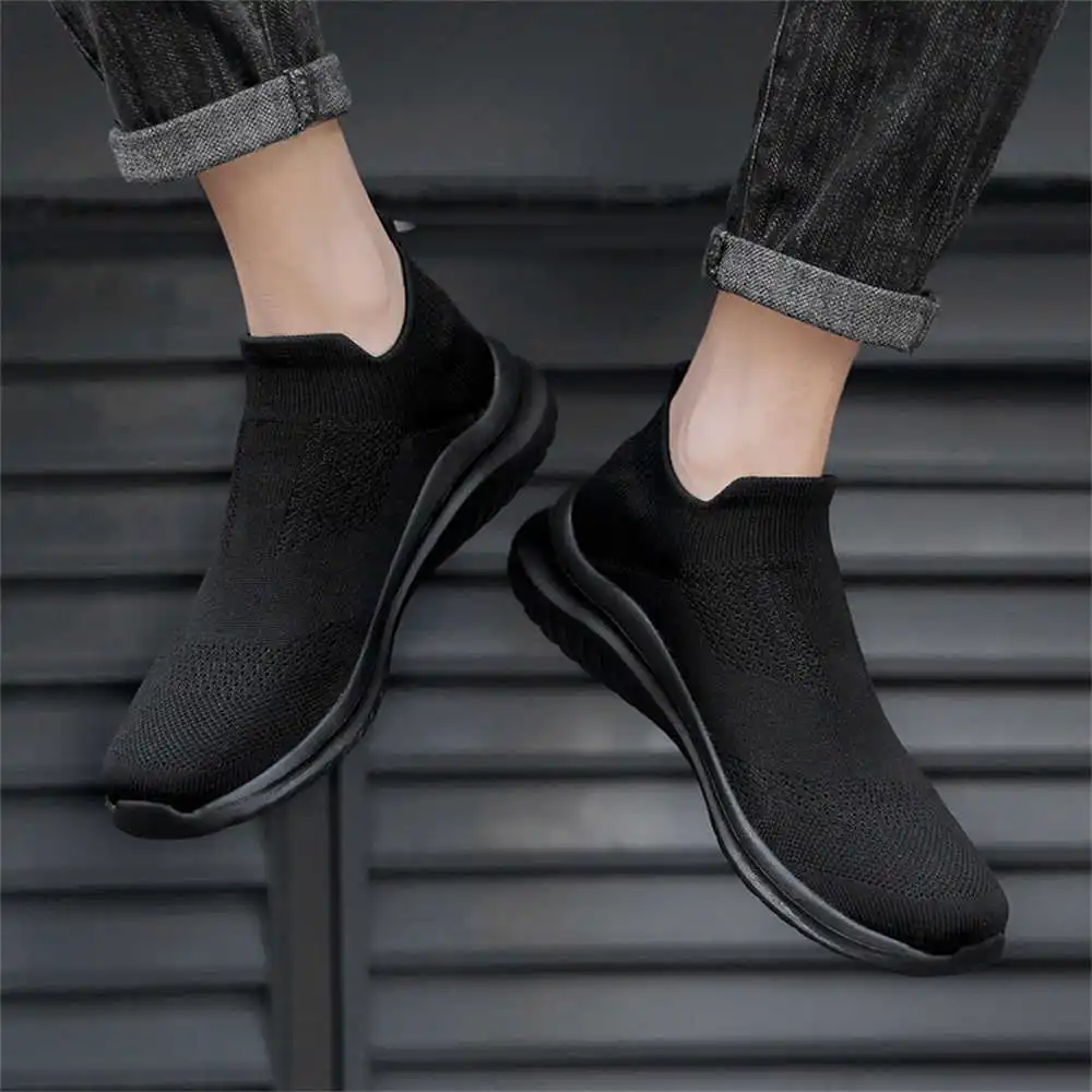 Men Shoes Eu To Us Size - Sepatu olahraga pria, krem lembut baru