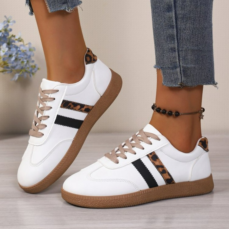 Running Shoes Lightweight - Sepatu Sneakers Wanita Putih Kasual Modis
