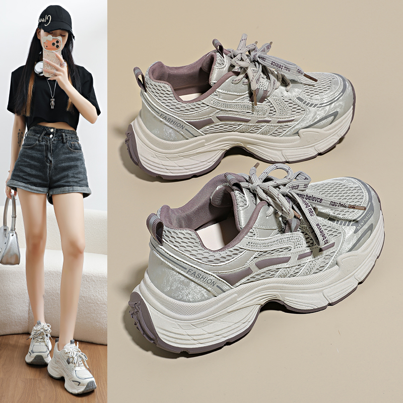 Sepatu Lari Wanita Ringan dan  - Running Shoes Lightweight ulasan dan harga